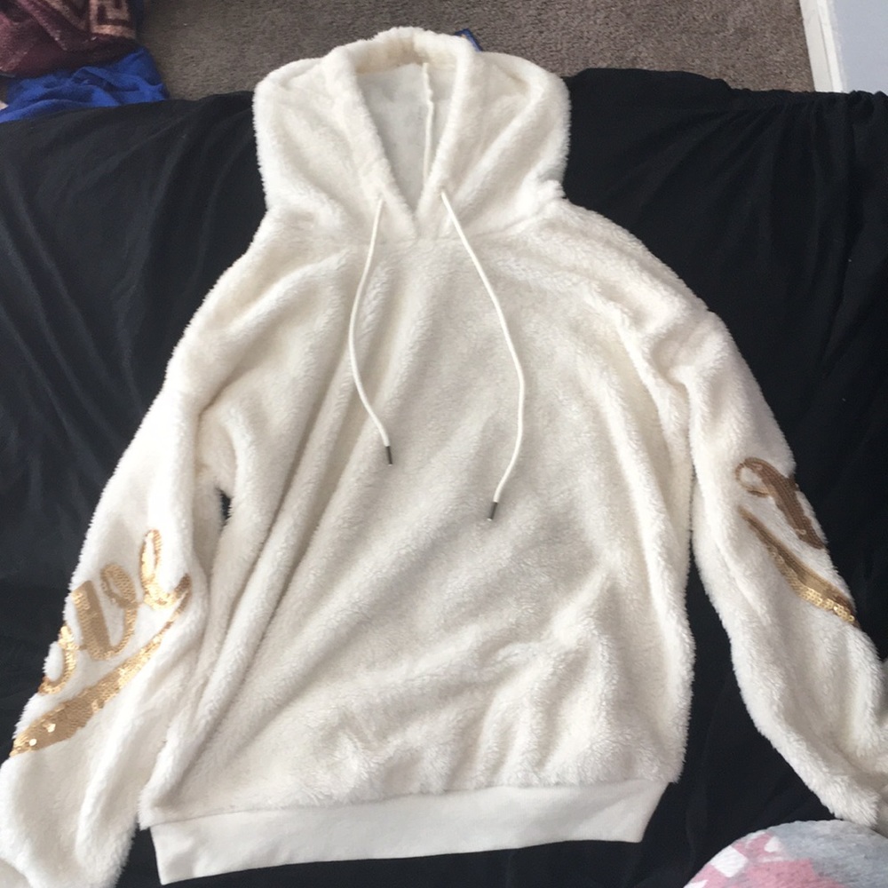 White soft cropped hoodie